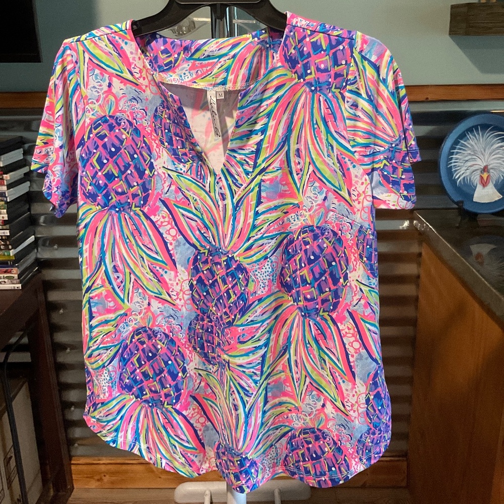 Lulu-B Shirt. Vacation Vibe's. Vibrants tropical print shirt.